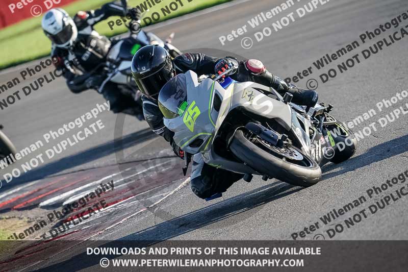 donington no limits trackday;donington park photographs;donington trackday photographs;no limits trackdays;peter wileman photography;trackday digital images;trackday photos